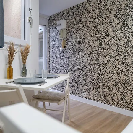 Charmante Studette - La Doutre - 2 Personnes