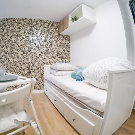 Apartment Charmante Studette - 2 Personnes - La Doutre